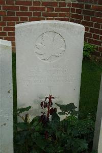 Canada Cemetery Tilloy Les Cambrai - Sporne, W F